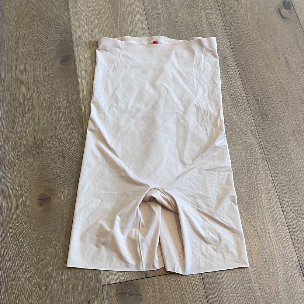 SPANX Nude Shapewear size large shorts tummy smoother